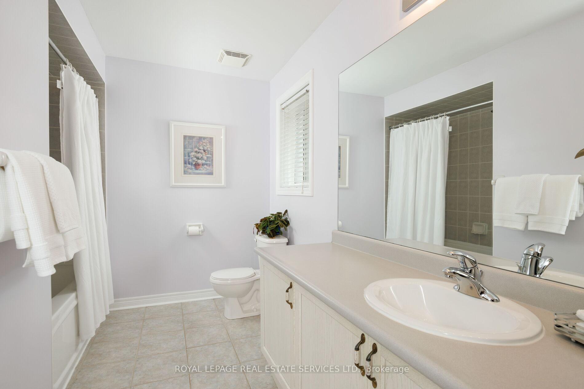 Photo 33 of 2252 Foxfield Road, Oakville, Westmount — HOMEH