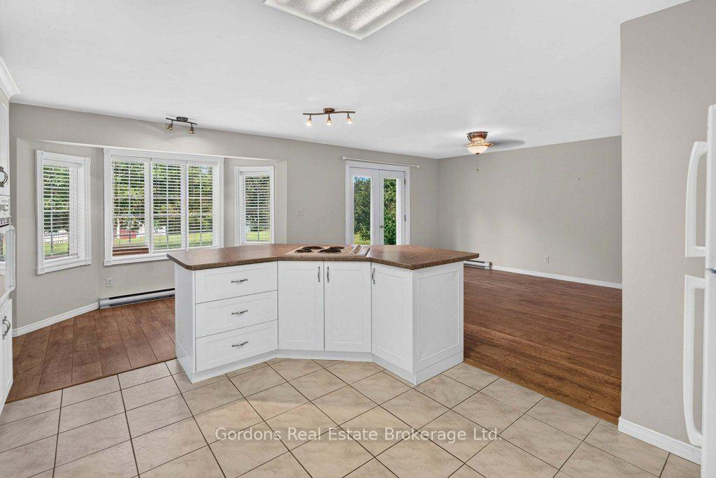 Photo 28 of 225 Fish Lake Road, Prince Edward County, Sophiasburg Ward — HOMEH