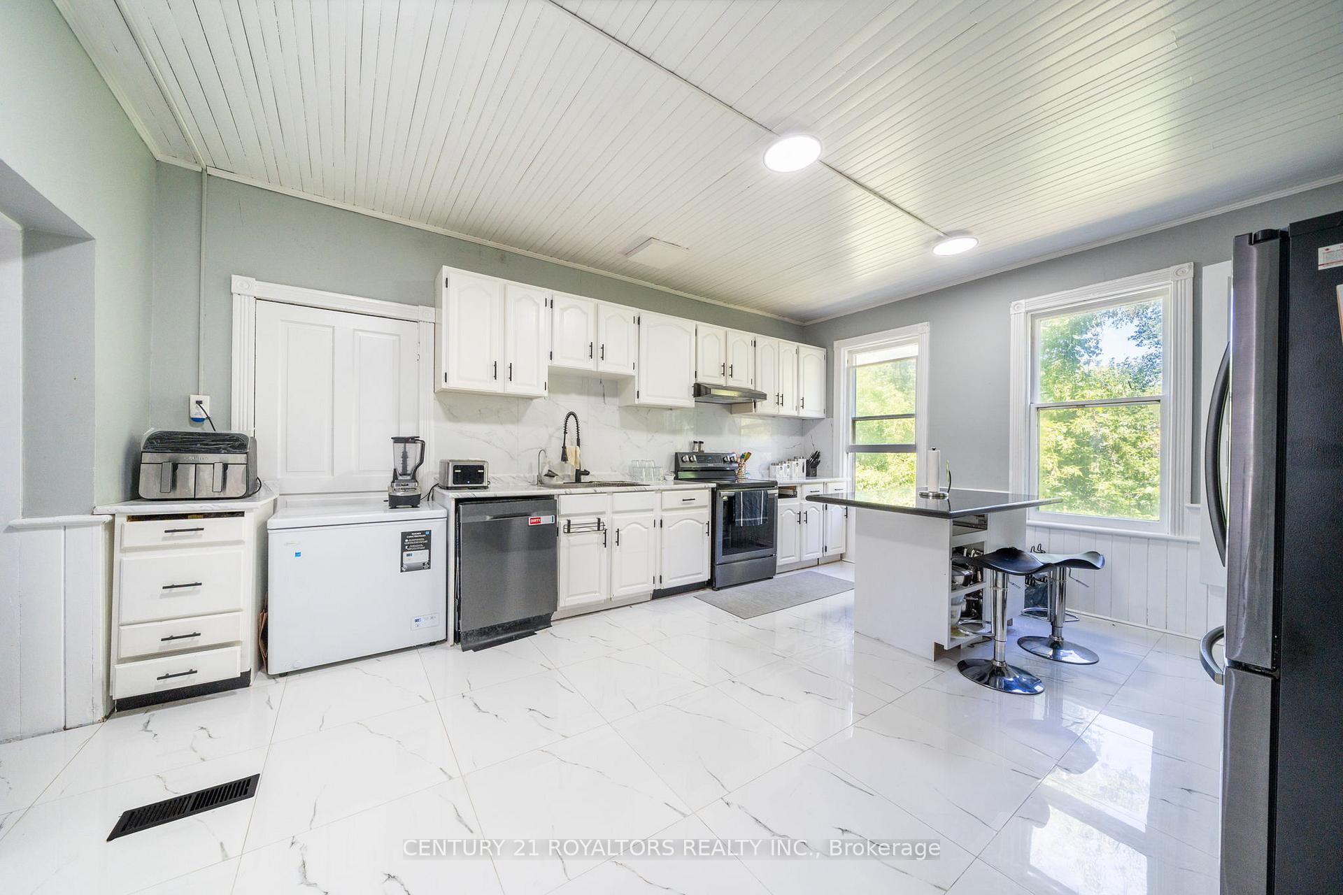 Photo 15 of 5112 King Street, Caledon, Rural Caledon — HOMEH