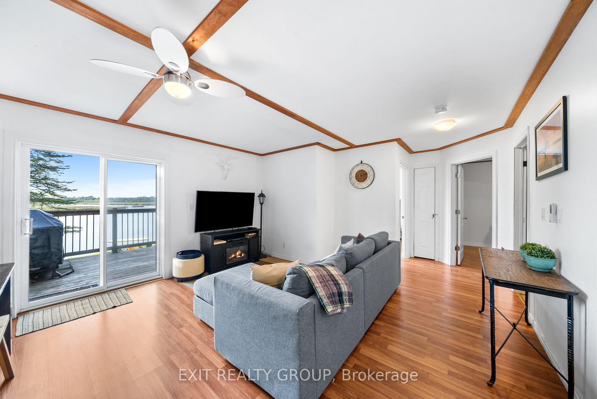 Photo 10 of 50 Cedar Lane, Quinte West, Sidney Ward — HOMEH