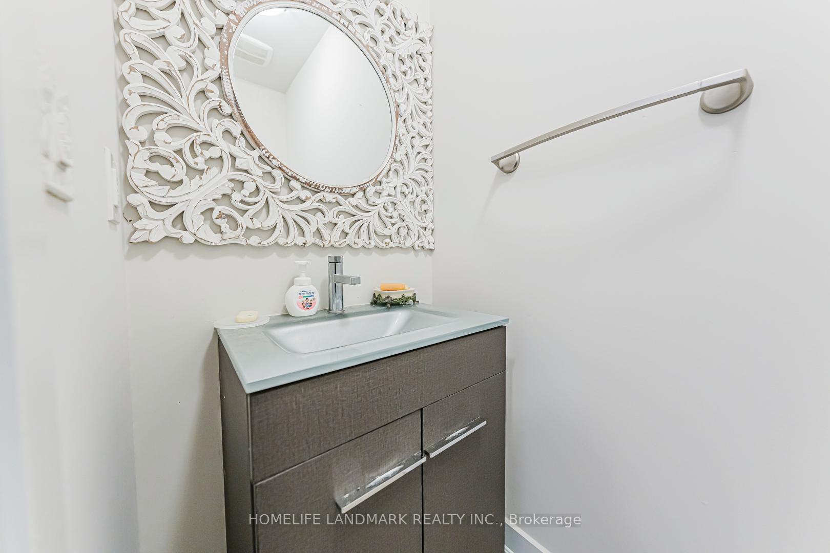 Photo 18 of 62 Helliwell Crescent, Richmond Hill, Oak Ridges Lake Wilcox — HOMEH