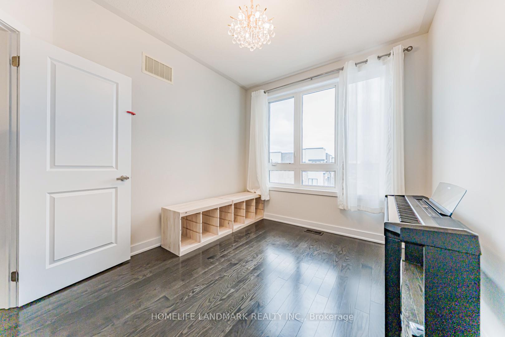Photo 27 of 62 Helliwell Crescent, Richmond Hill, Oak Ridges Lake Wilcox — HOMEH