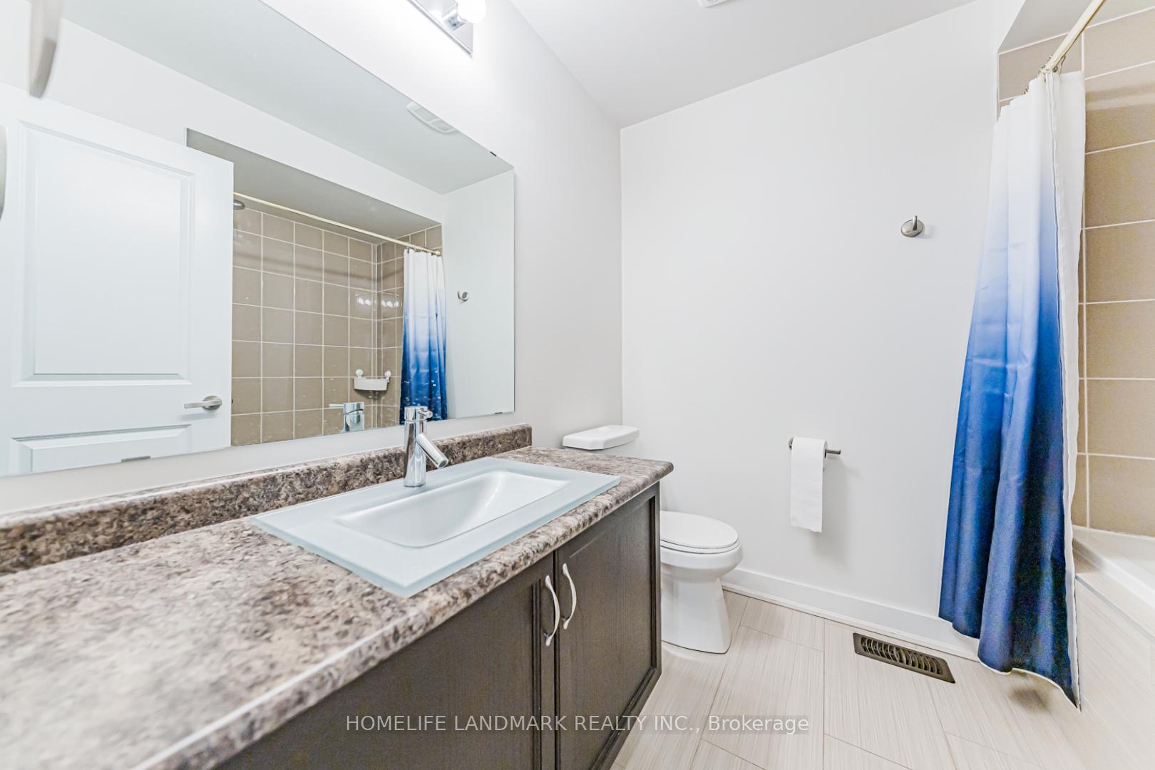 Photo 28 of 62 Helliwell Crescent, Richmond Hill, Oak Ridges Lake Wilcox — HOMEH