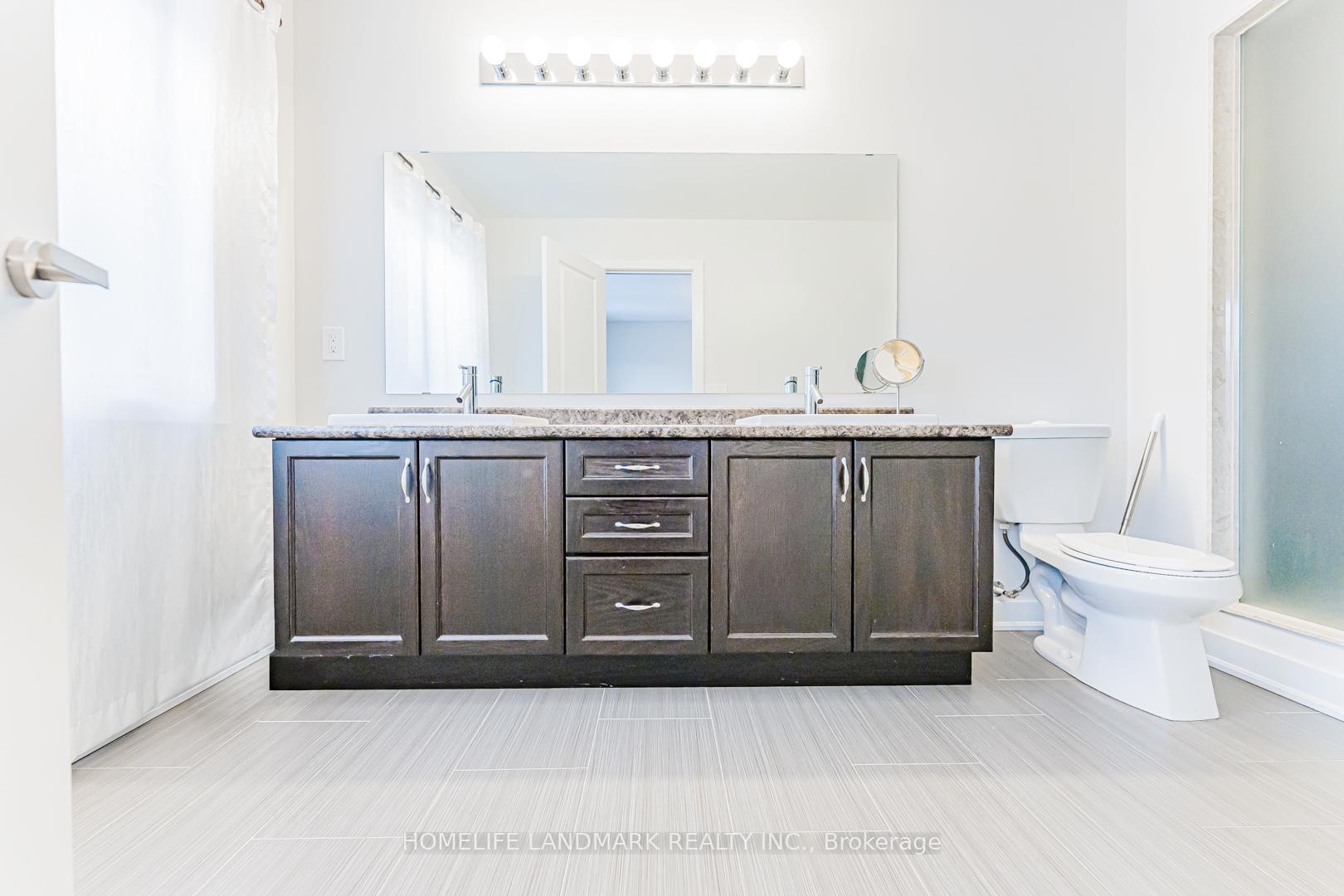 Photo 33 of 62 Helliwell Crescent, Richmond Hill, Oak Ridges Lake Wilcox — HOMEH