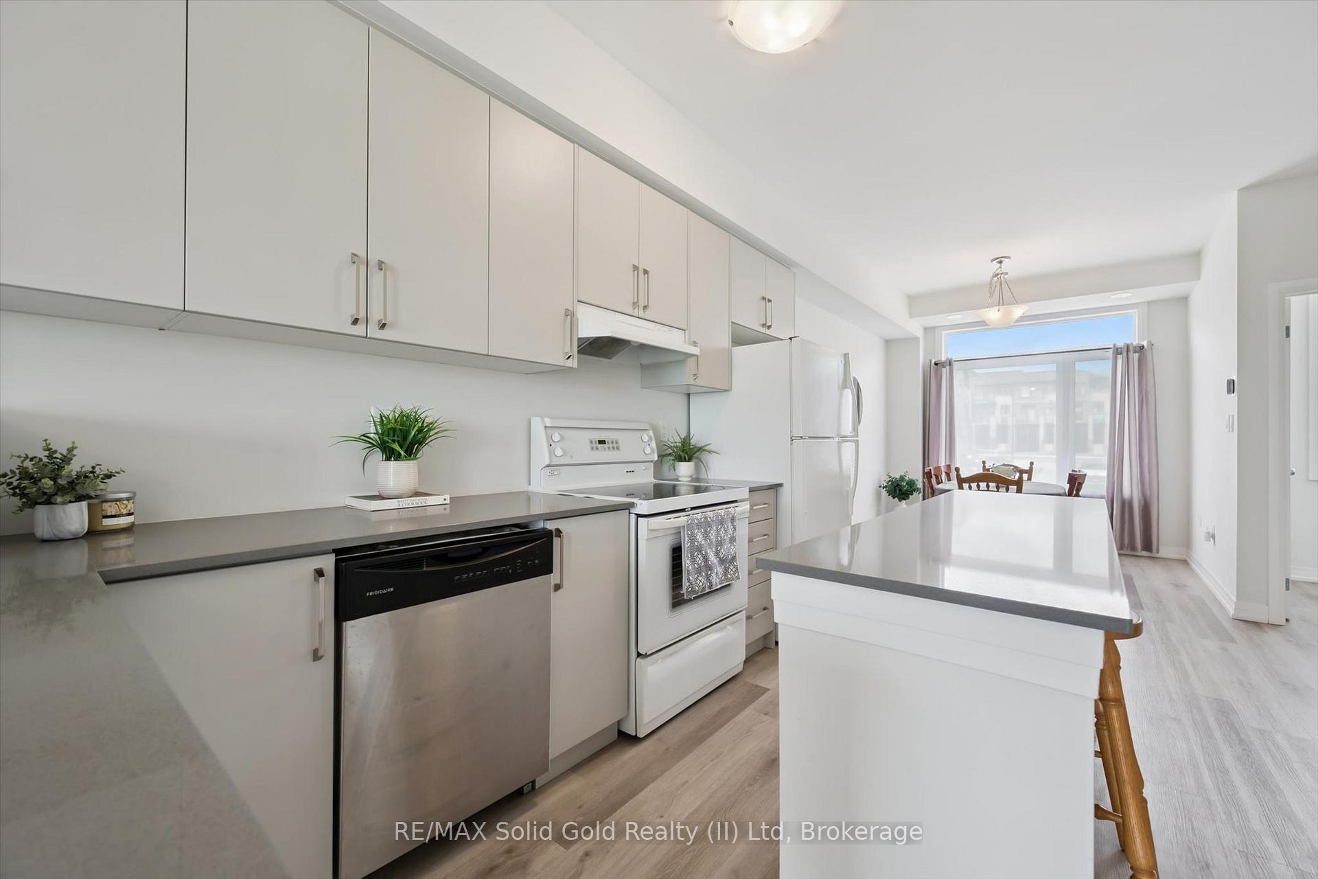 Photo 13 of Unit 88, 155 Equestrian Way, Cambridge, Preston Heights — HOMEH
