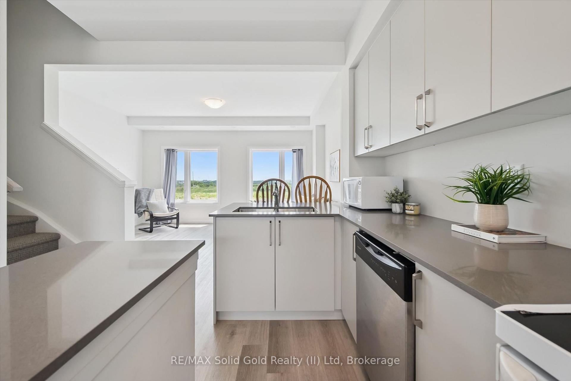 Photo 16 of Unit 88, 155 Equestrian Way, Cambridge, Preston Heights — HOMEH