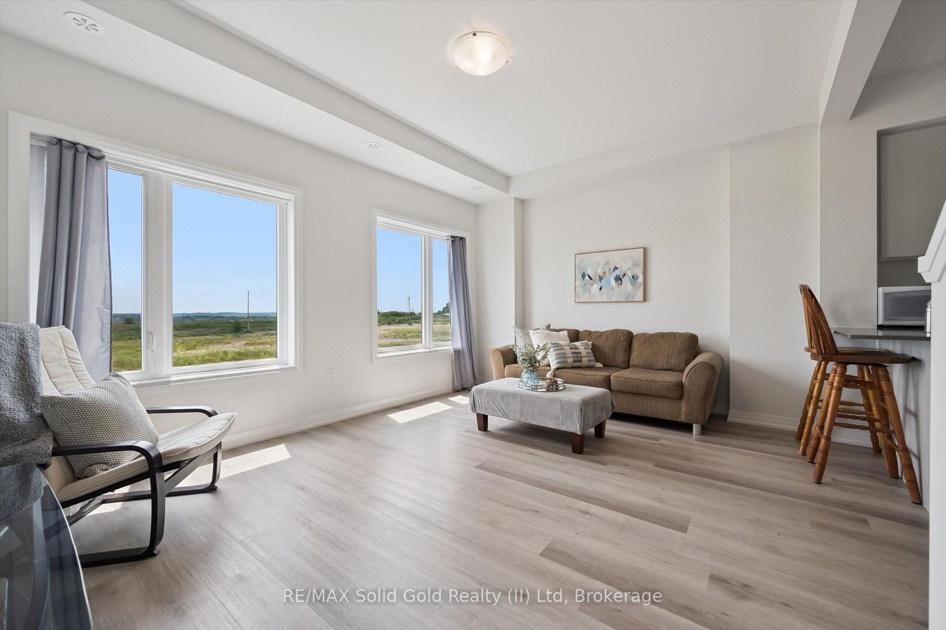 Photo 19 of Unit 88, 155 Equestrian Way, Cambridge, Preston Heights — HOMEH