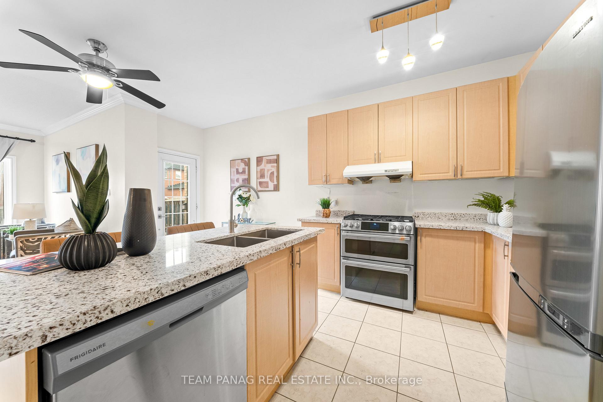 Photo 11 of 20 Long Meadow Road, Brampton, Bram East — HOMEH