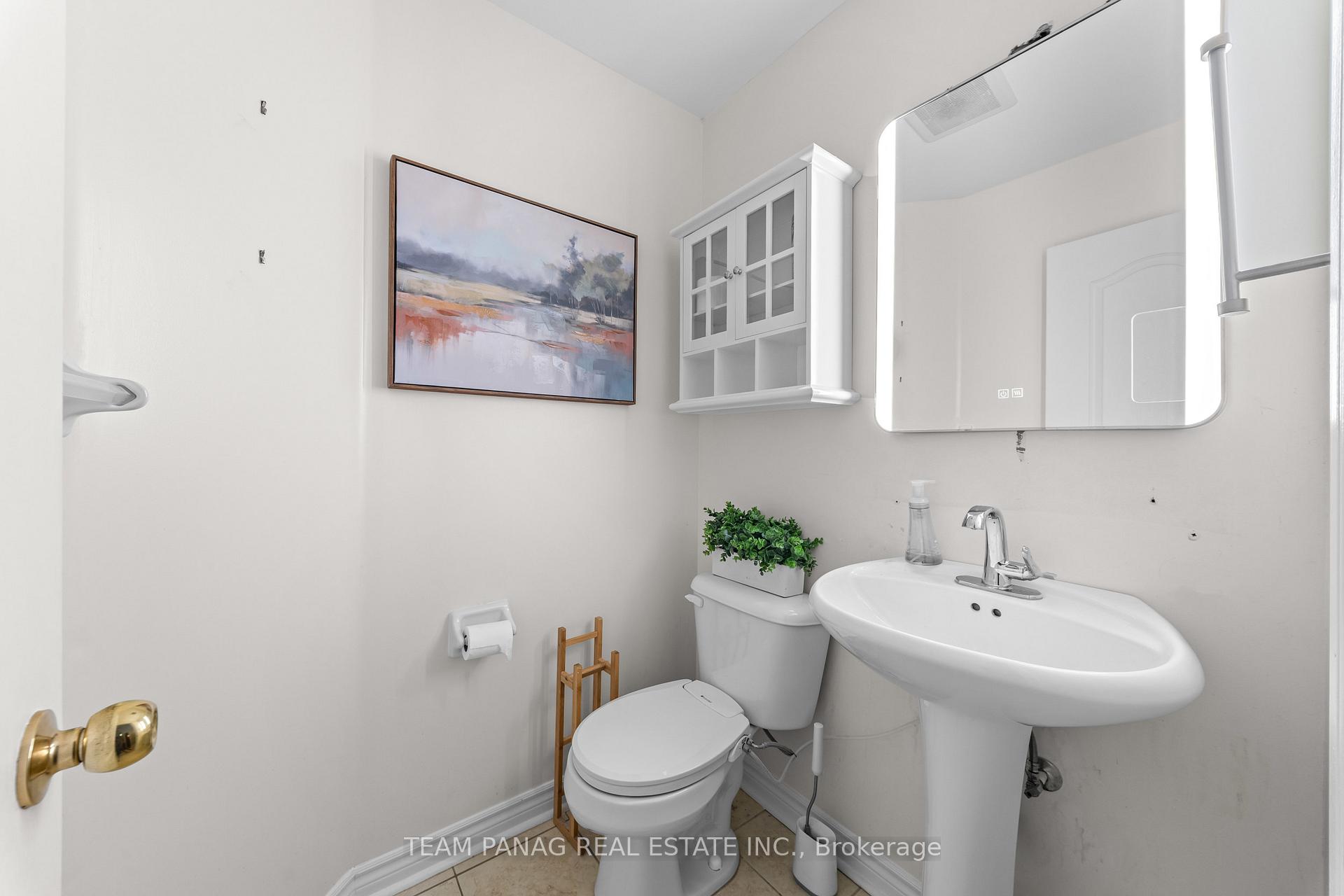Photo 17 of 20 Long Meadow Road, Brampton, Bram East — HOMEH