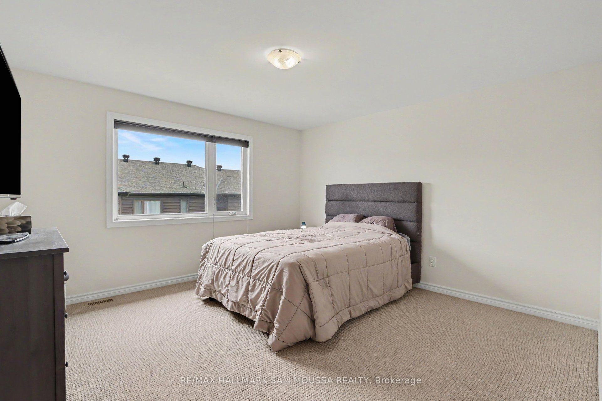 Photo 14 of 211 Tim Sheehan Place, Ottawa, Kanata - Emerald Meadows/Trailwest — HOMEH