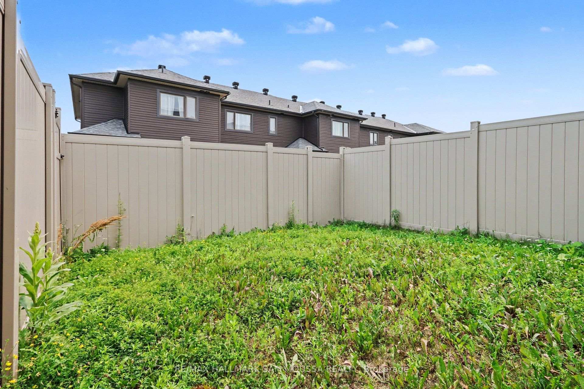 Photo 25 of 211 Tim Sheehan Place, Ottawa, Kanata - Emerald Meadows/Trailwest — HOMEH