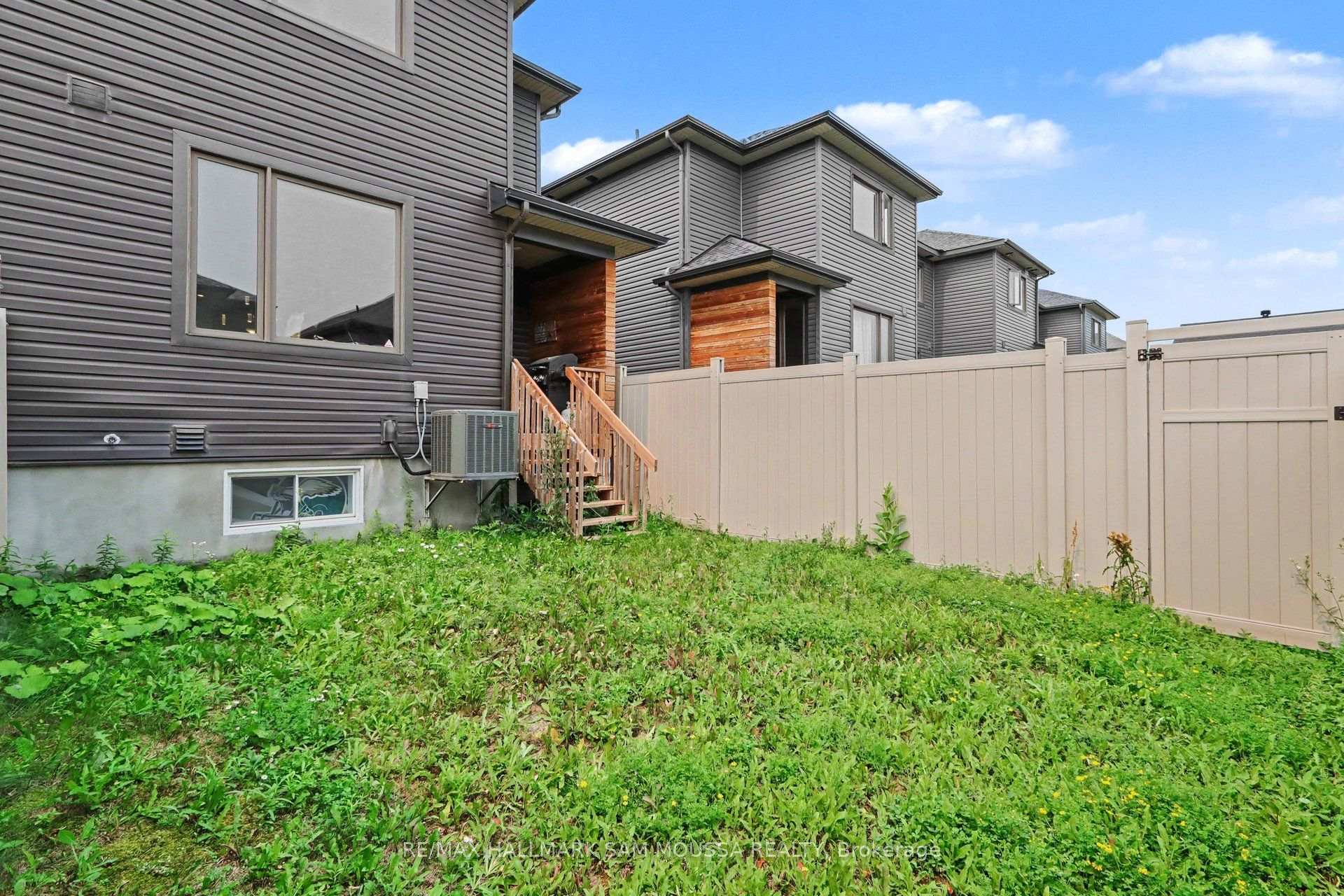 Photo 26 of 211 Tim Sheehan Place, Ottawa, Kanata - Emerald Meadows/Trailwest — HOMEH