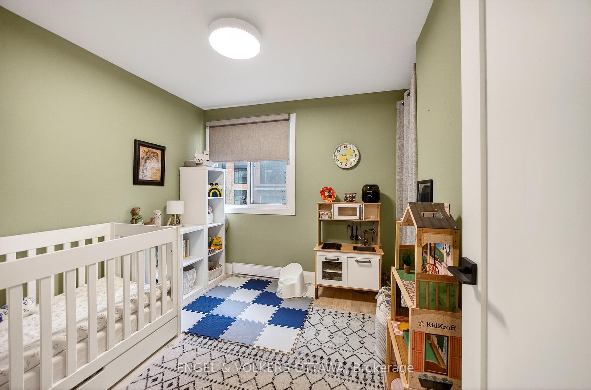 Photo 14 of Unit B, 35 Robinson Avenue, Ottawa, Sandy Hill — HOMEH