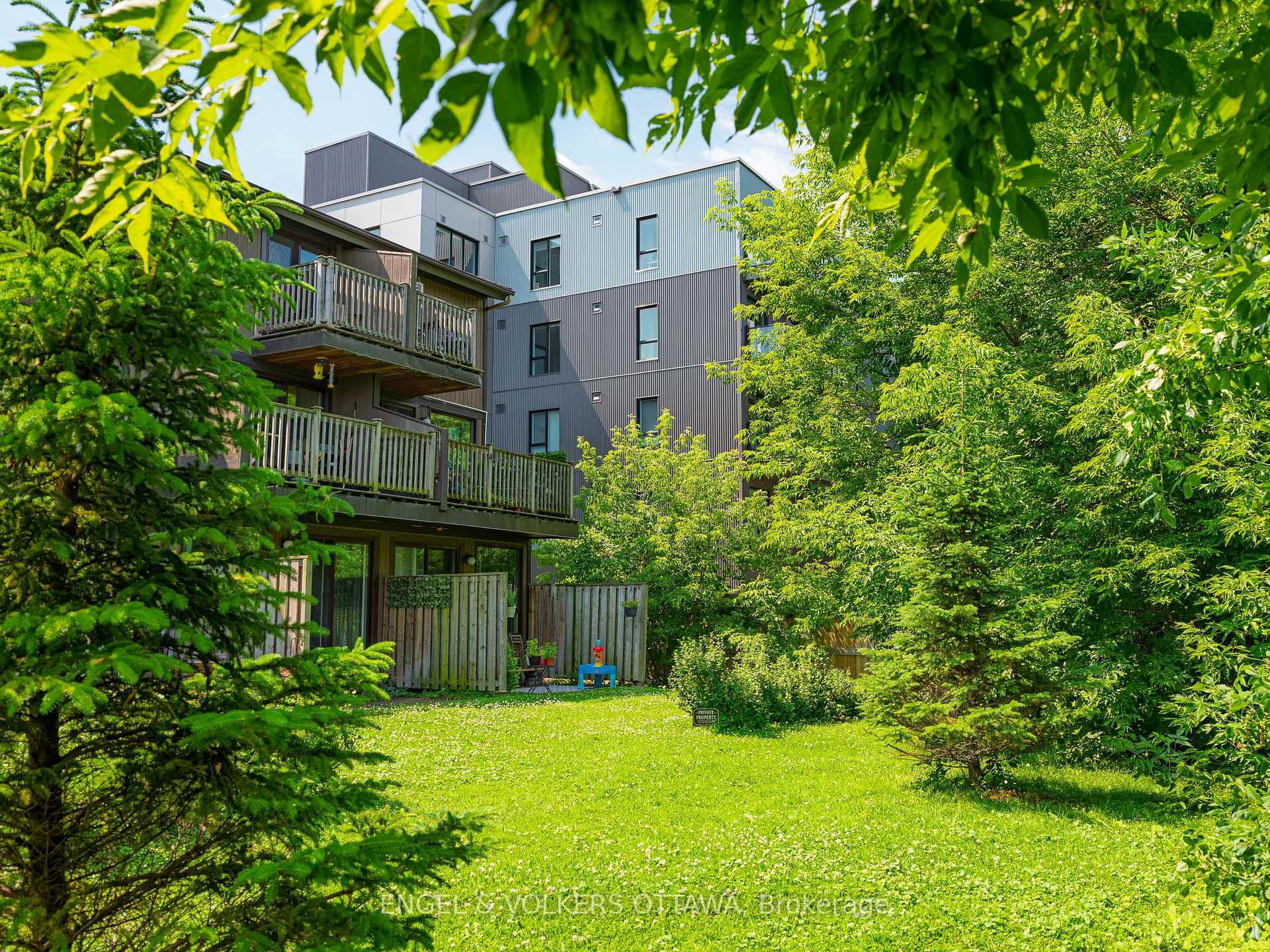 Photo 21 of Unit B, 35 Robinson Avenue, Ottawa, Sandy Hill — HOMEH