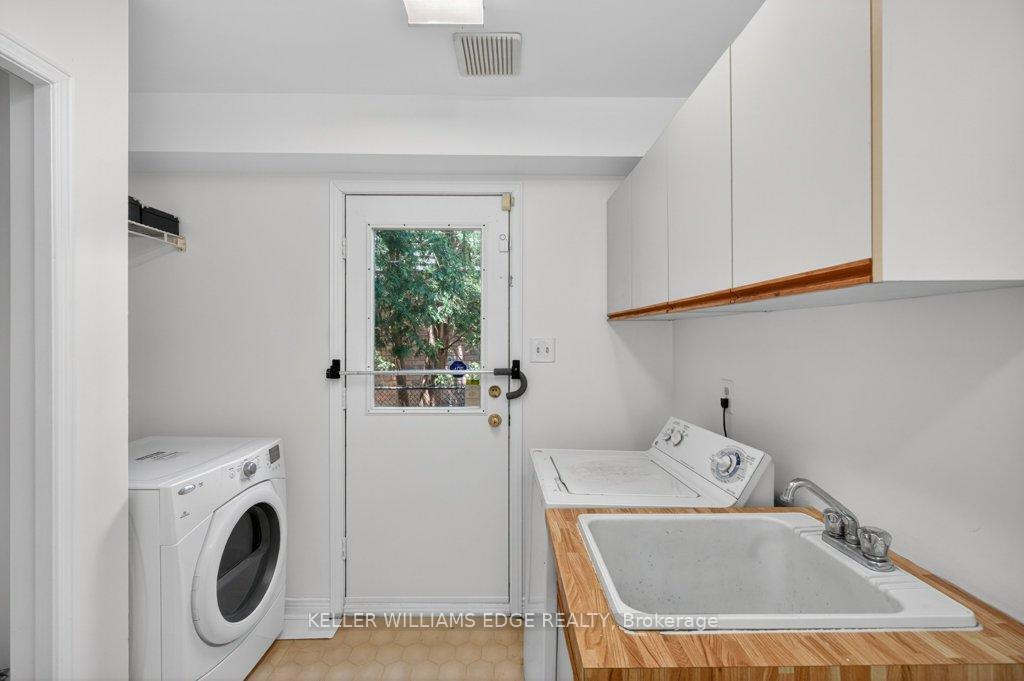 Photo 18 of 2084 William O'Connell Boulevard, Burlington, Rose — HOMEH