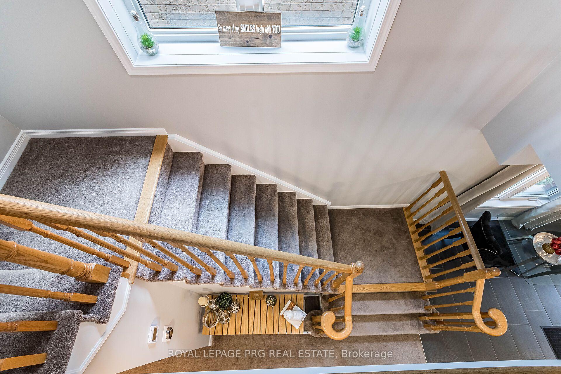Photo 13 of 7718 Buckeye Crescent, Niagara Falls, Brown — HOMEH