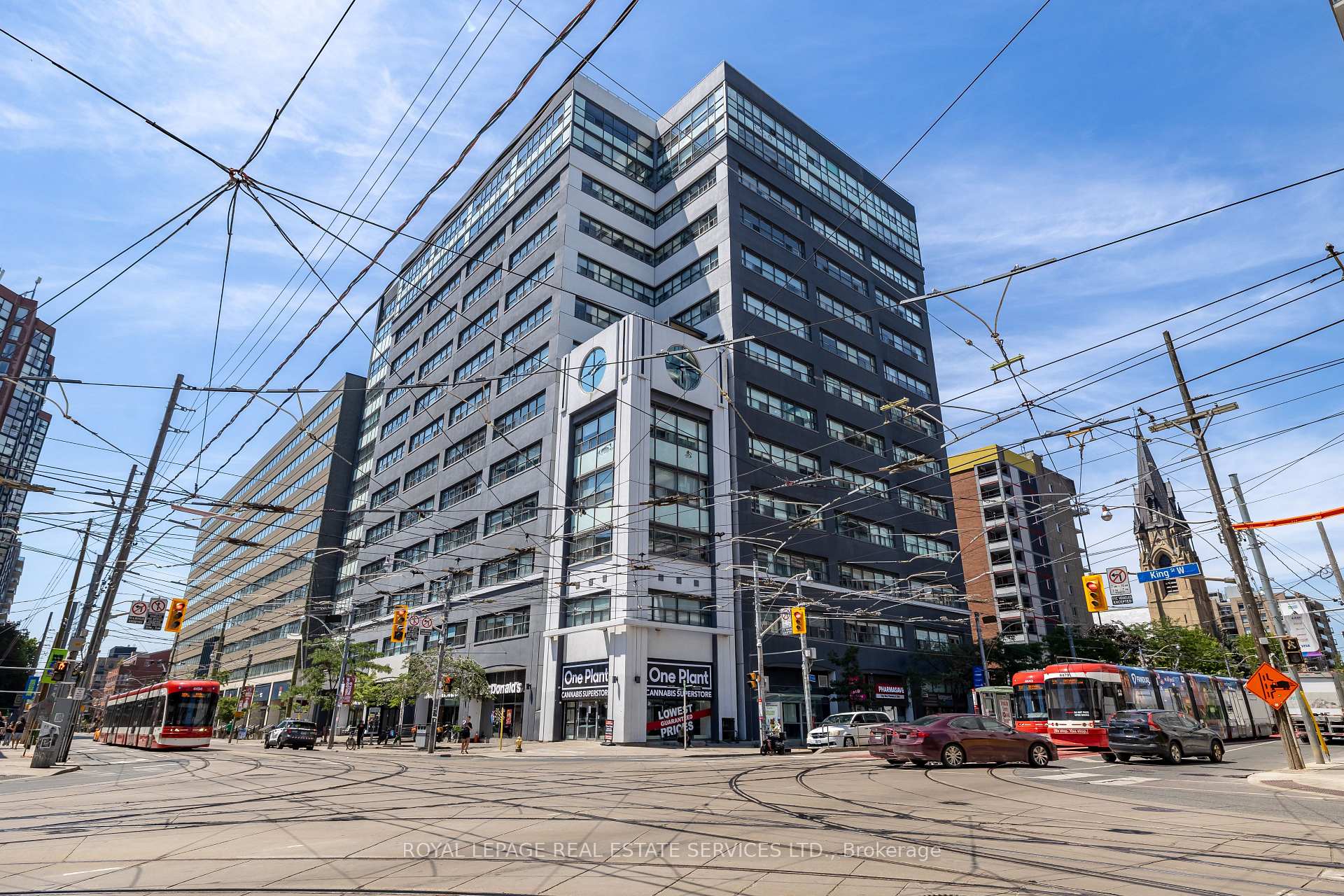 Photo 1 of Unit 613, 700 King Street W, Toronto, Niagara — HOMEH