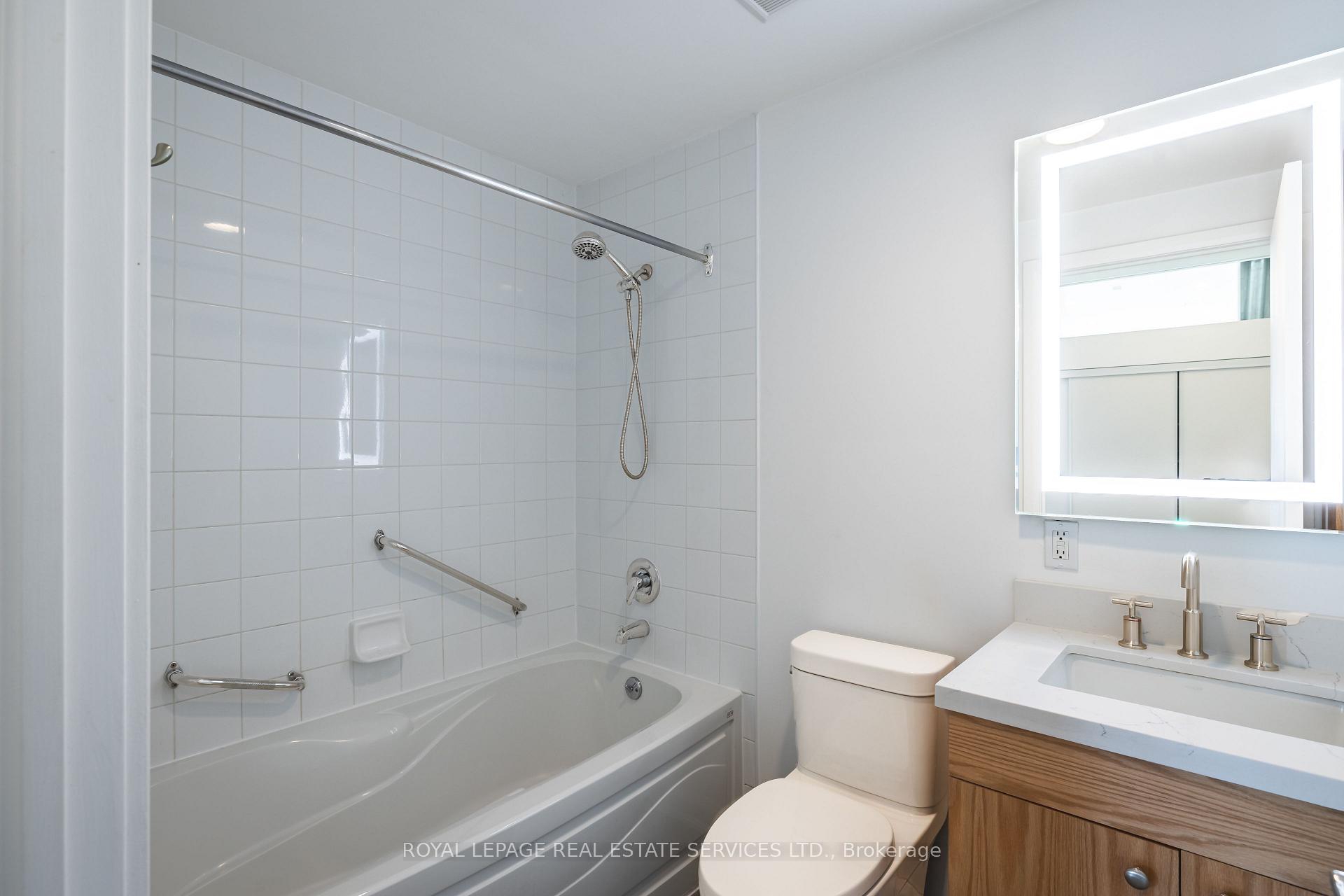 Photo 16 of Unit 613, 700 King Street W, Toronto, Niagara — HOMEH