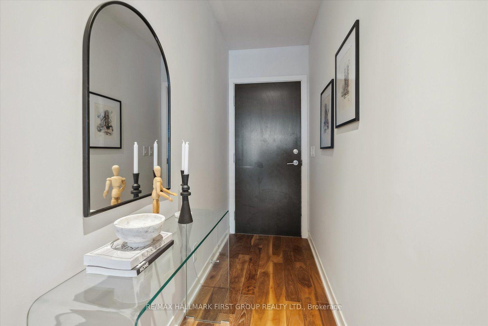 Photo 4 of Unit 602, 8 Gladstone Avenue, Toronto, Little Portugal — HOMEH