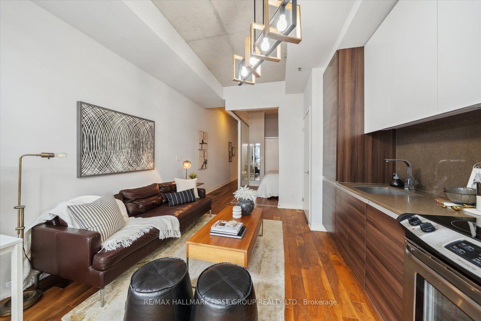 Photo 7 of Unit 602, 8 Gladstone Avenue, Toronto, Little Portugal — HOMEH