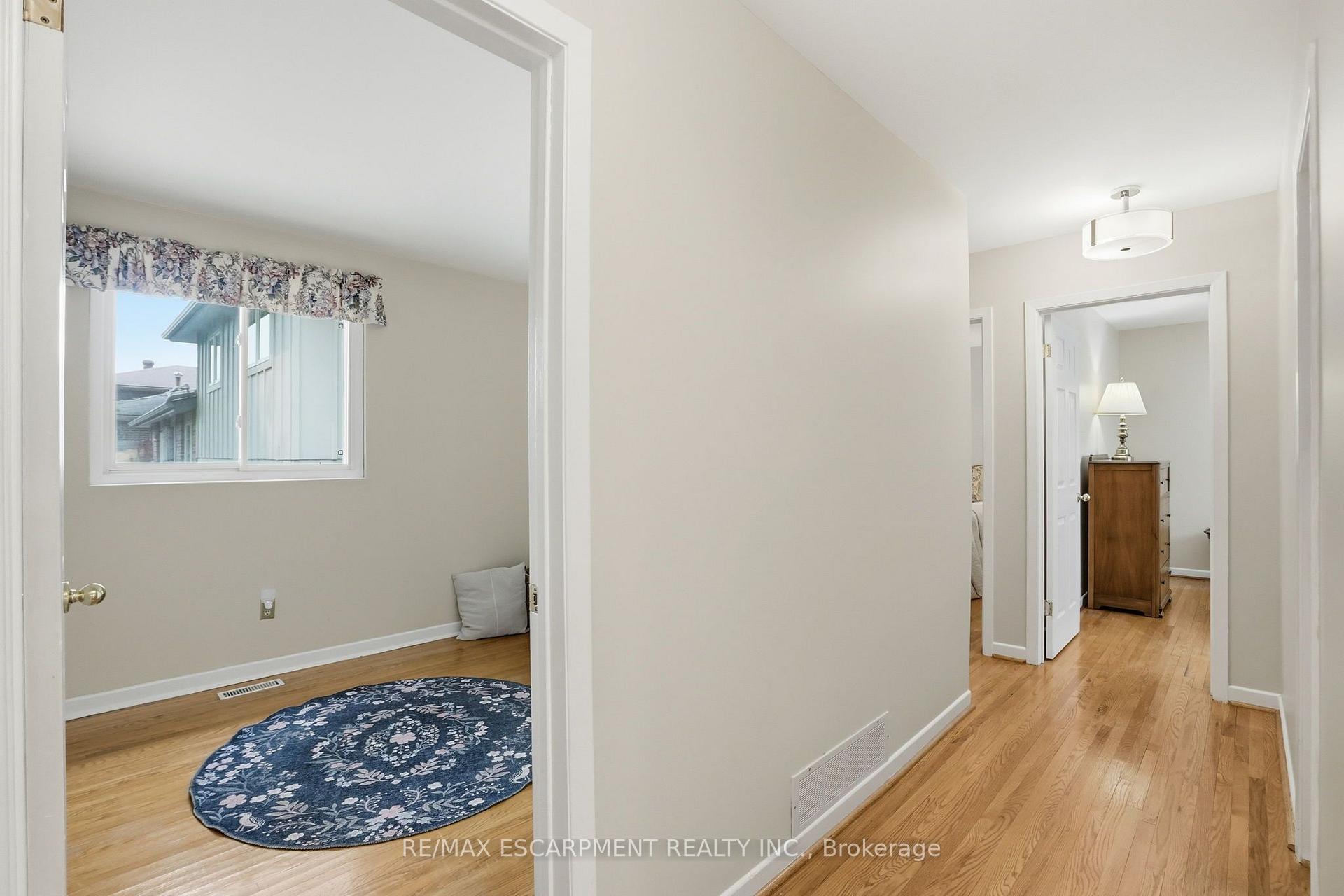 Photo 18 of 504 Kenmarr Crescent, Burlington, Appleby — HOMEH