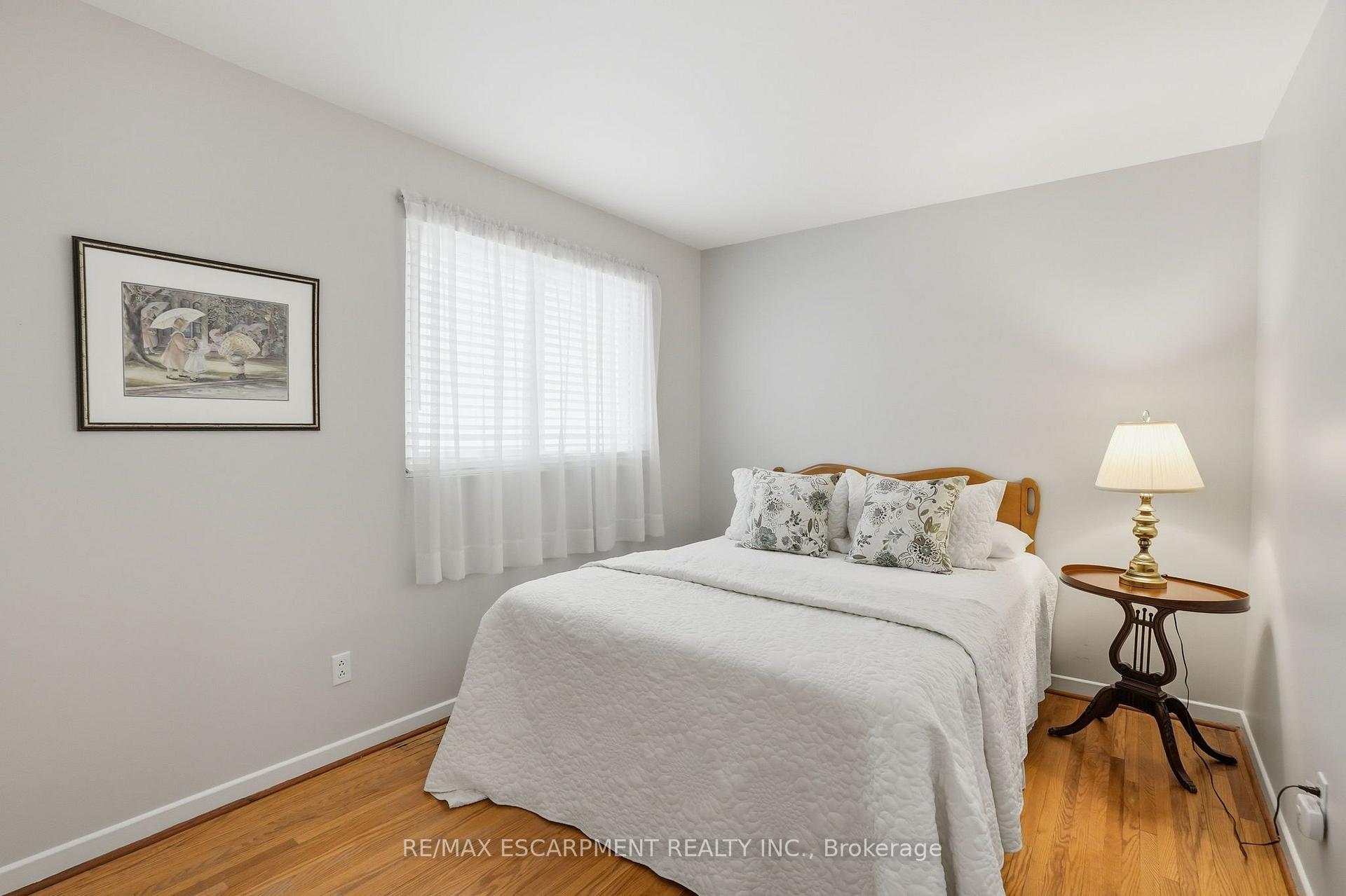 Photo 21 of 504 Kenmarr Crescent, Burlington, Appleby — HOMEH