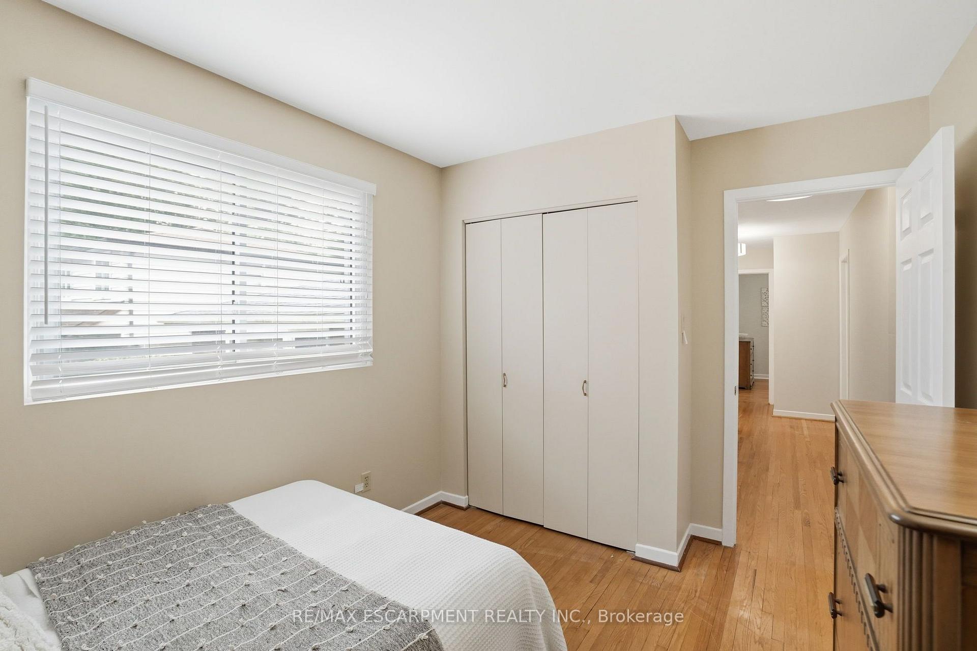 Photo 26 of 504 Kenmarr Crescent, Burlington, Appleby — HOMEH