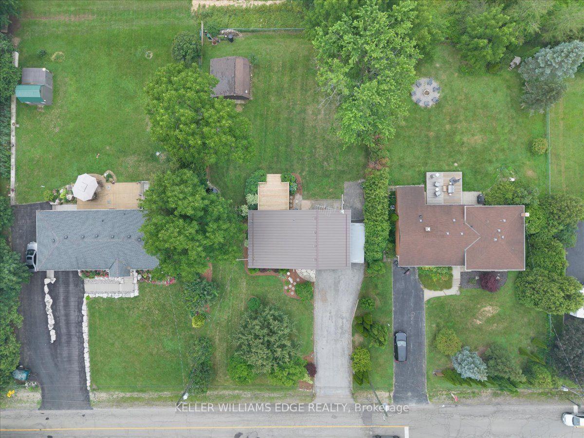 Photo 3 of 421 Rock Chapel Road, Hamilton, Rural Flamborough — HOMEH