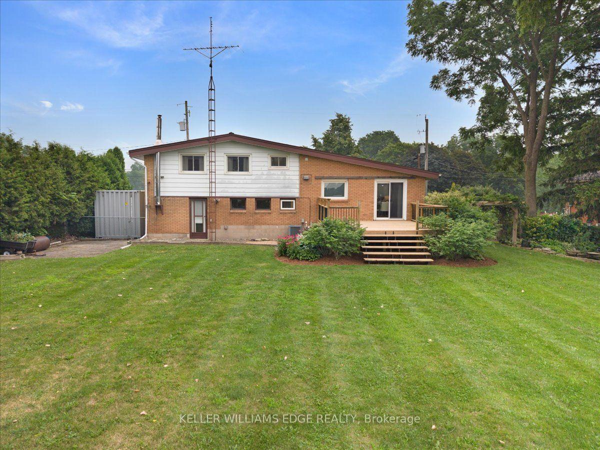 Photo 5 of 421 Rock Chapel Road, Hamilton, Rural Flamborough — HOMEH