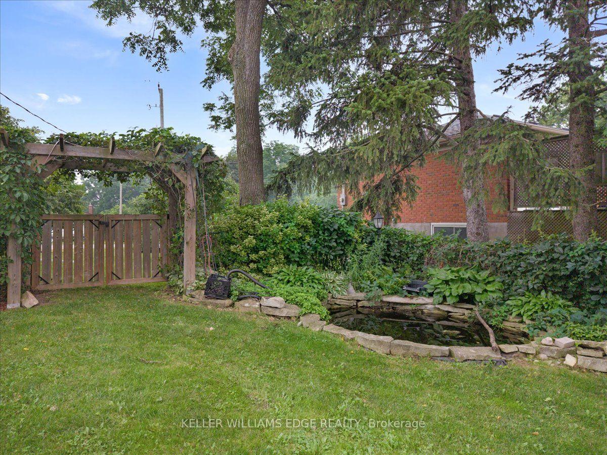 Photo 6 of 421 Rock Chapel Road, Hamilton, Rural Flamborough — HOMEH