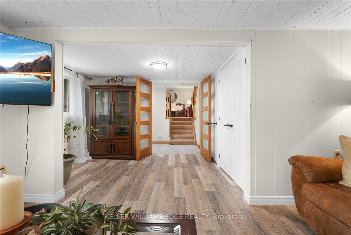 Photo 17 of 421 Rock Chapel Road, Hamilton, Rural Flamborough — HOMEH