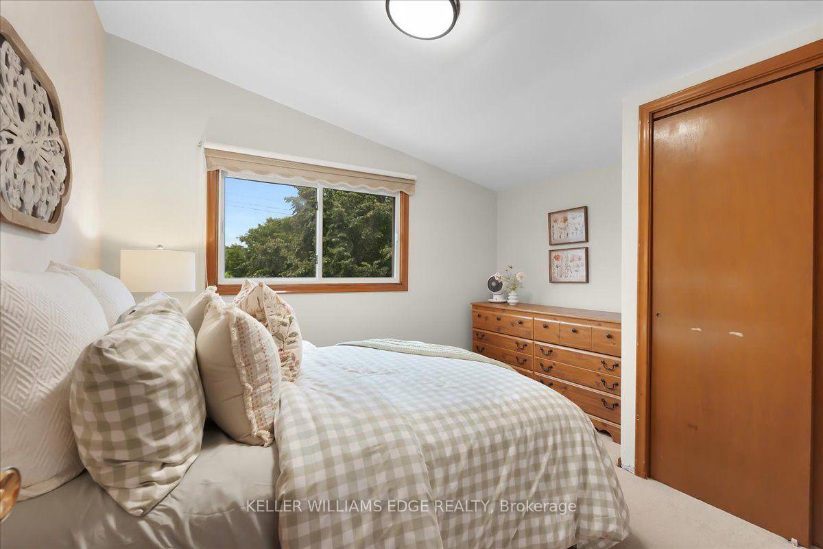 Photo 37 of 421 Rock Chapel Road, Hamilton, Rural Flamborough — HOMEH
