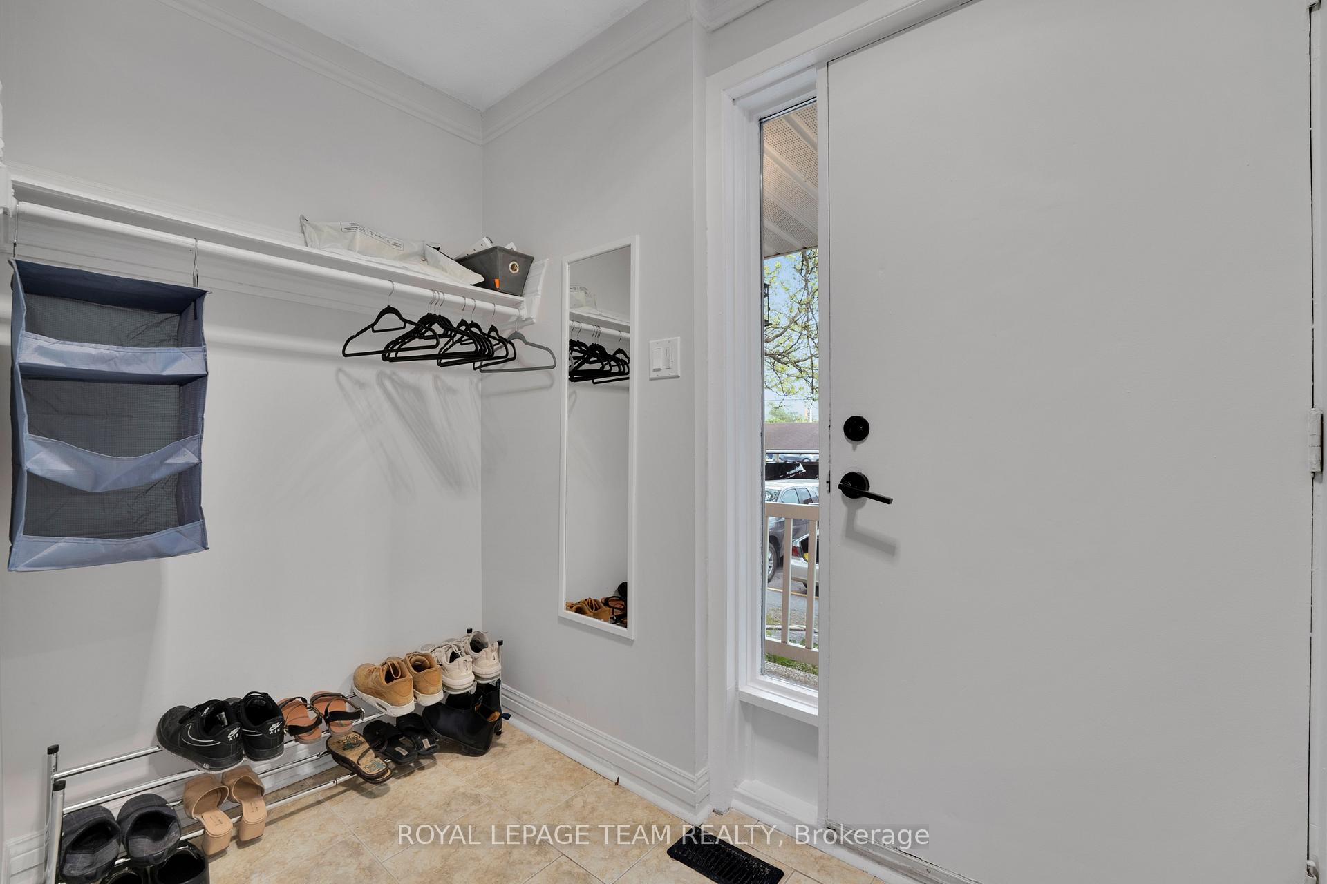 Photo 2 of 282 Dalehurst Drive, Ottawa, Tanglewood — HOMEH