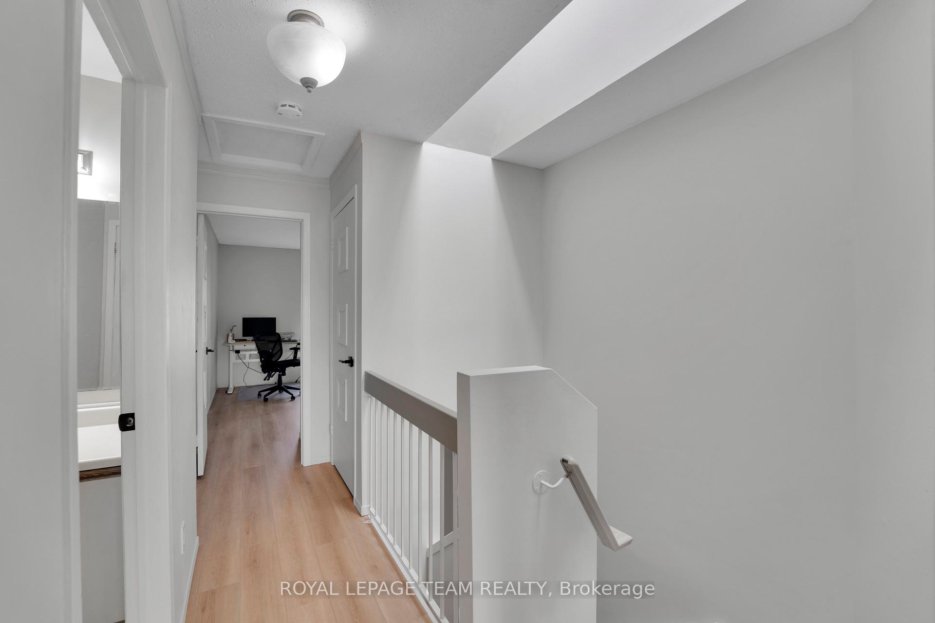 Photo 18 of 282 Dalehurst Drive, Ottawa, Tanglewood — HOMEH