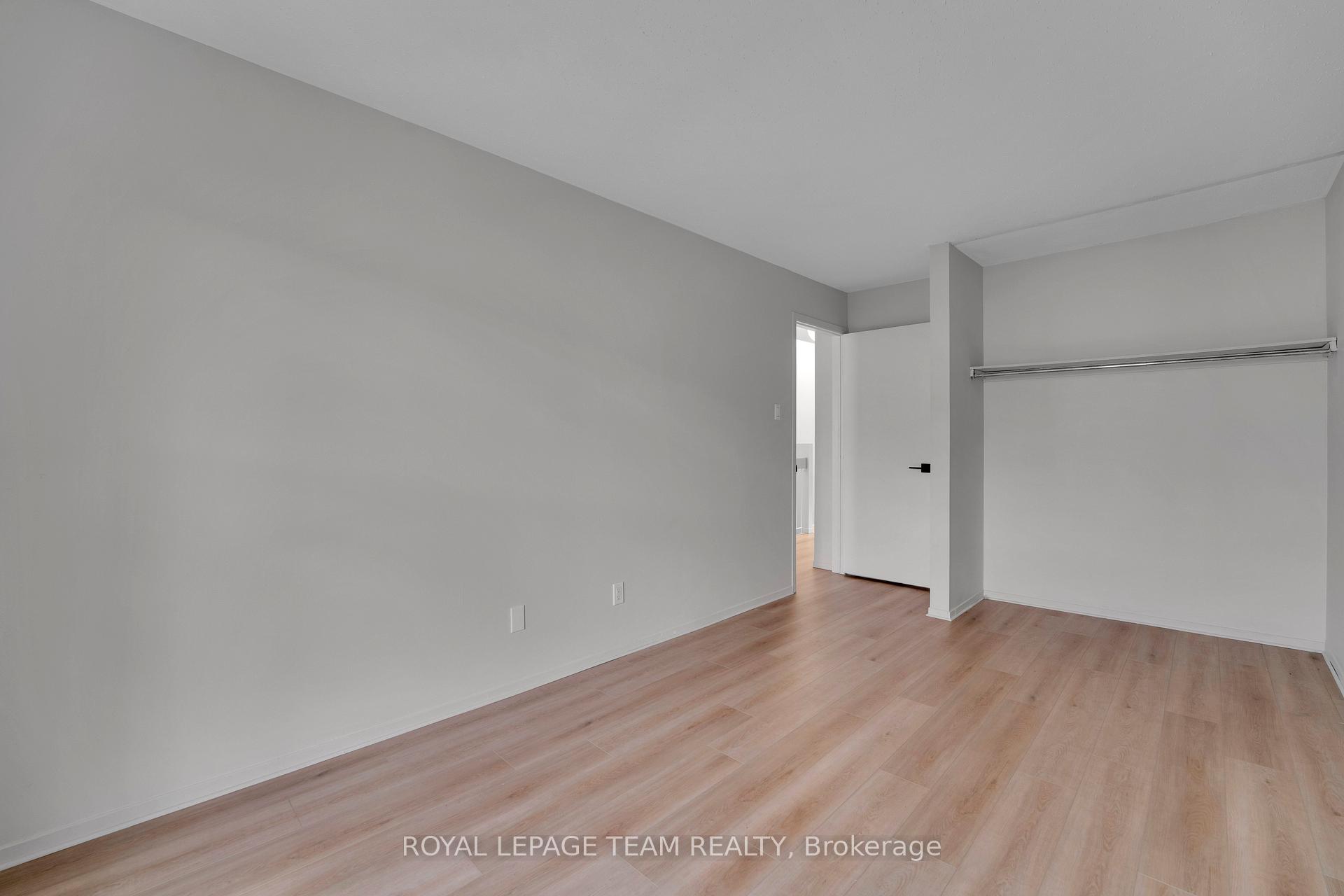Photo 24 of 282 Dalehurst Drive, Ottawa, Tanglewood — HOMEH