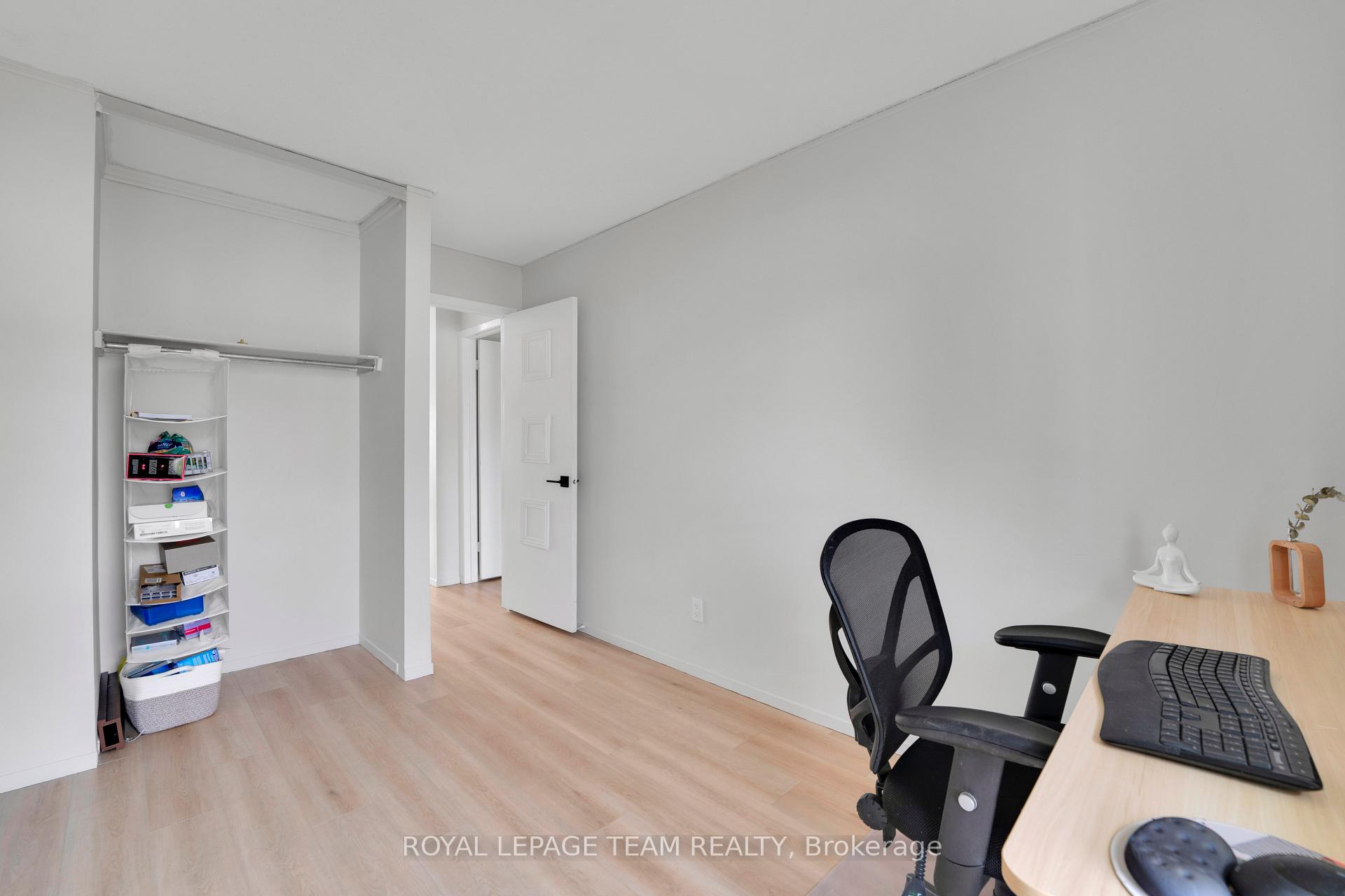 Photo 25 of 282 Dalehurst Drive, Ottawa, Tanglewood — HOMEH