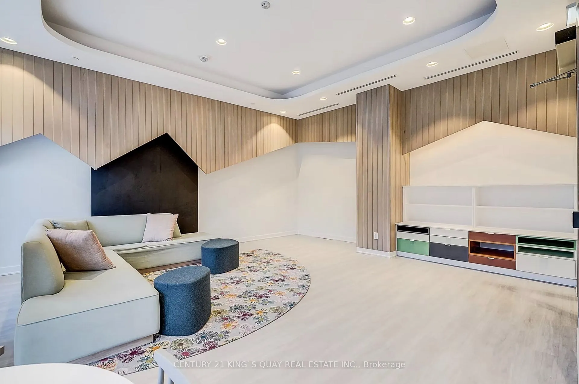 Photo 10 of Unit 219, 188 Fairview Mall Drive, North York, Don Valley Village — HOMEH