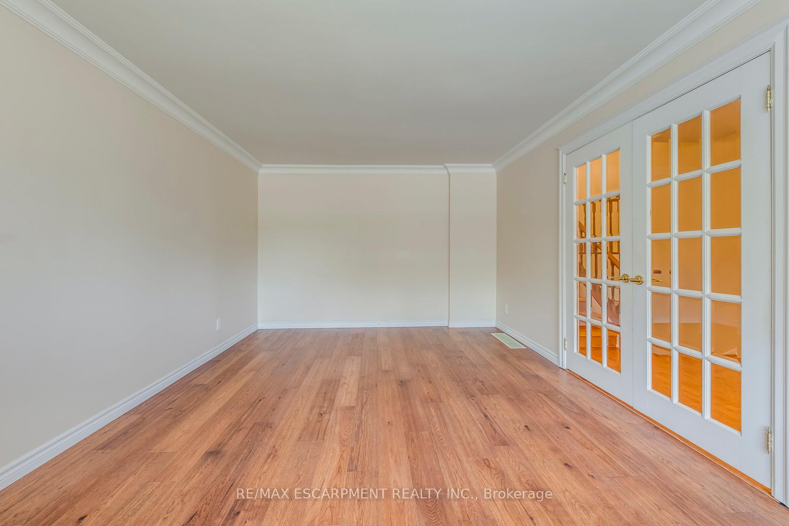 Photo 7 of 1236 Grange Road, Oakville, Falgarwood — HOMEH