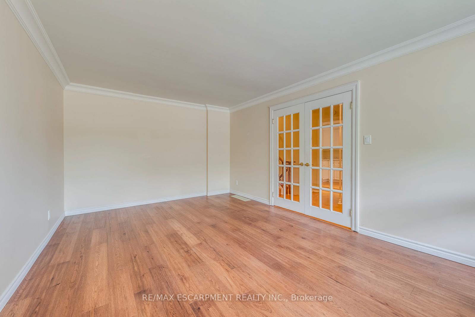 Photo 8 of 1236 Grange Road, Oakville, Falgarwood — HOMEH