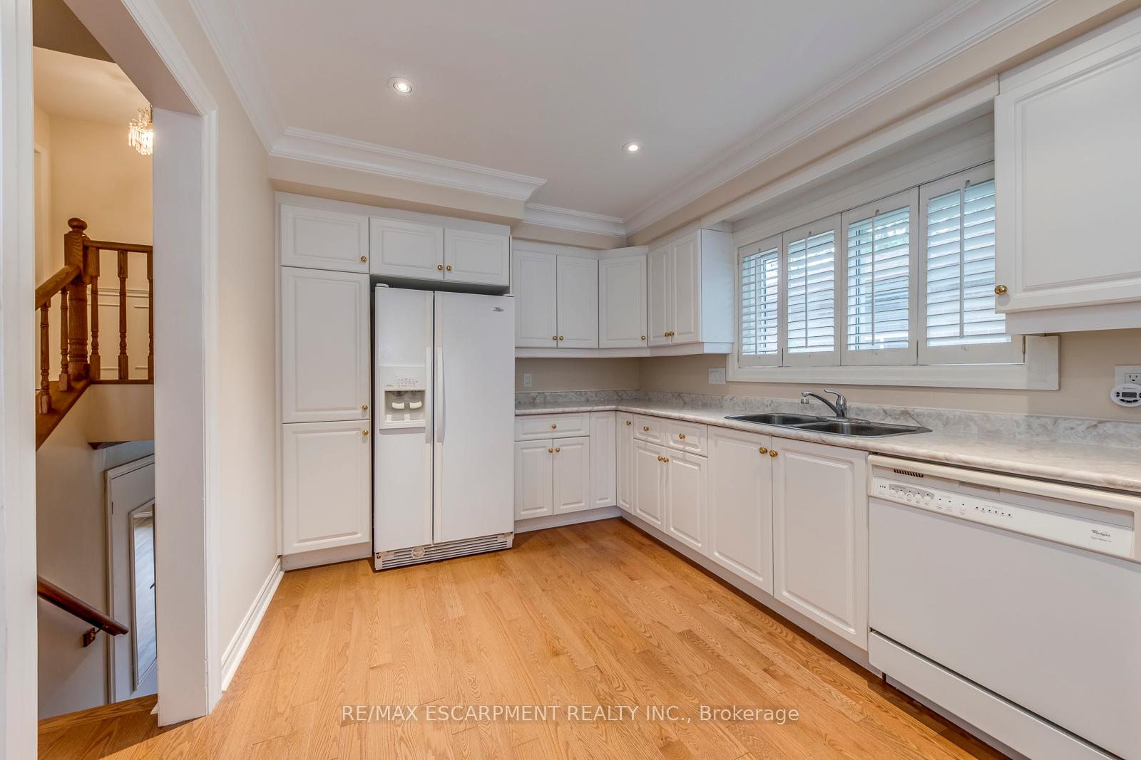 Photo 14 of 1236 Grange Road, Oakville, Falgarwood — HOMEH