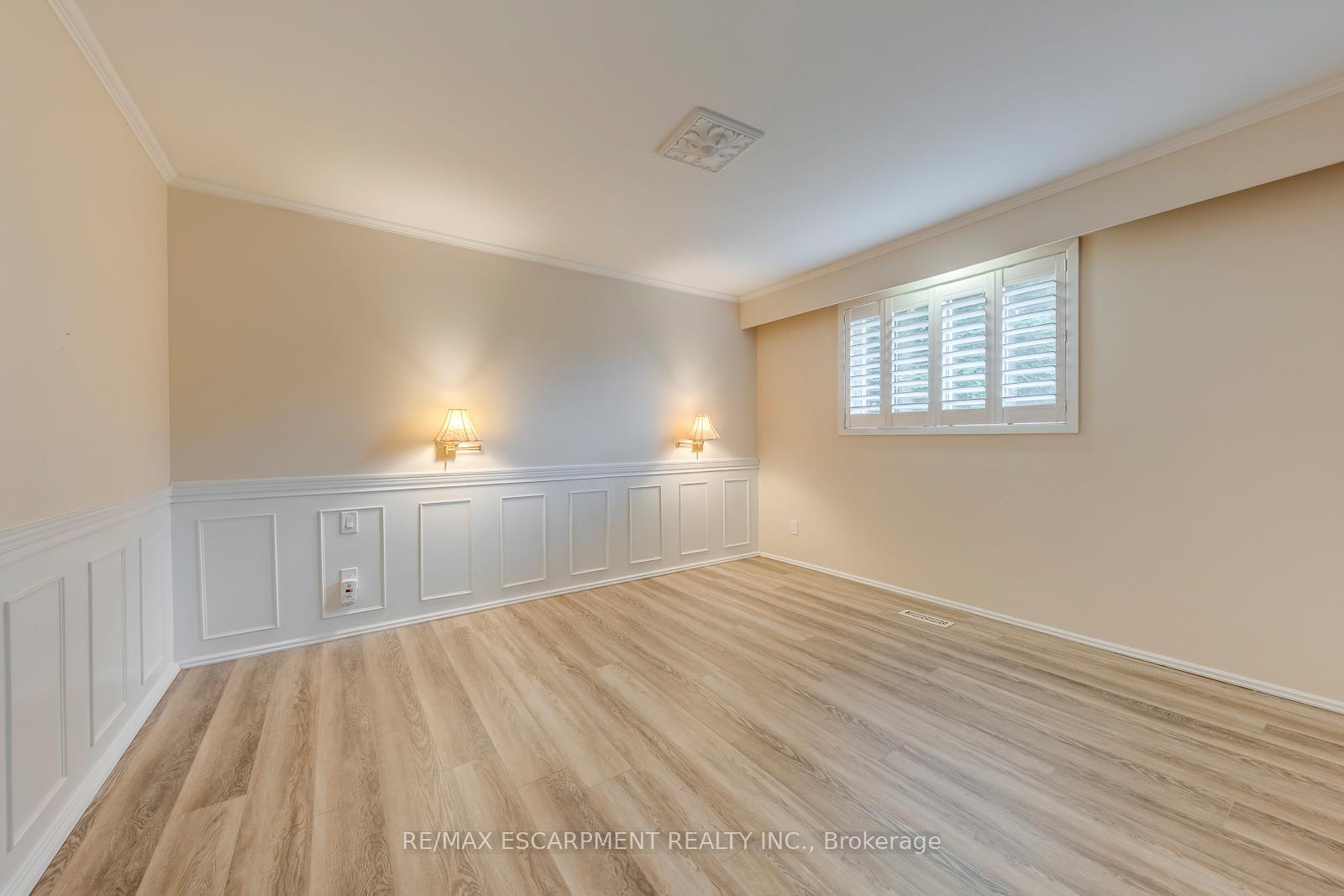 Photo 19 of 1236 Grange Road, Oakville, Falgarwood — HOMEH