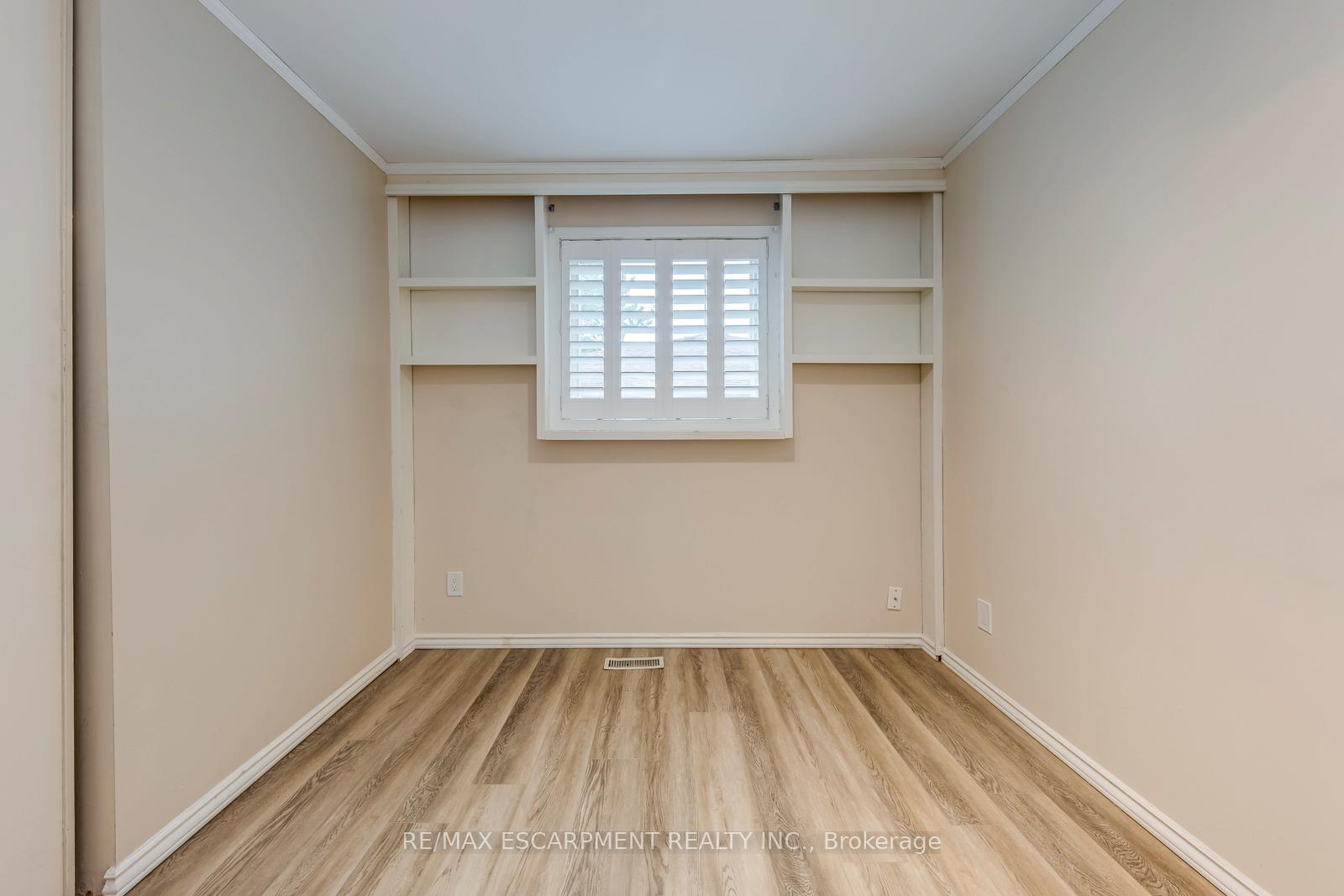 Photo 23 of 1236 Grange Road, Oakville, Falgarwood — HOMEH