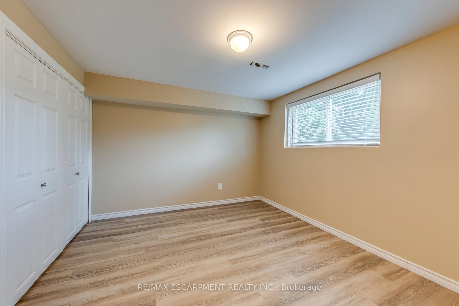 Photo 31 of 1236 Grange Road, Oakville, Falgarwood — HOMEH