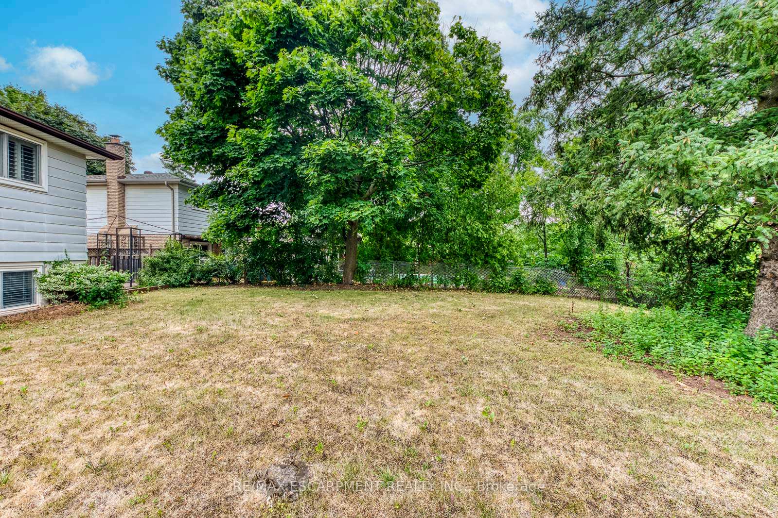 Photo 36 of 1236 Grange Road, Oakville, Falgarwood — HOMEH