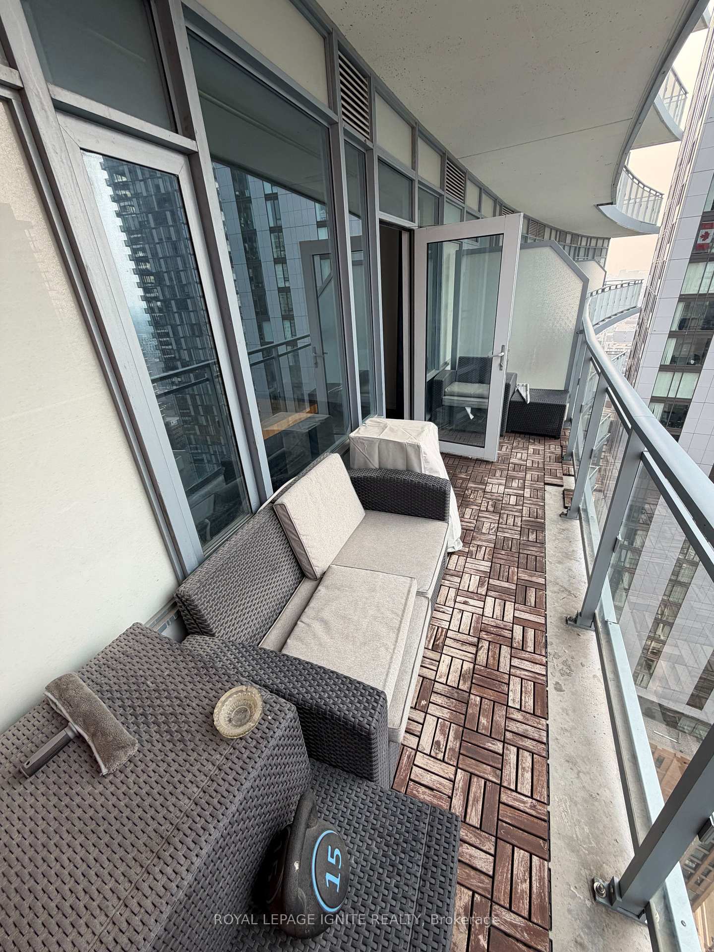 Photo 10 of Unit 2905, 21 Widmer Street, Toronto, Waterfront Communities — HOMEH