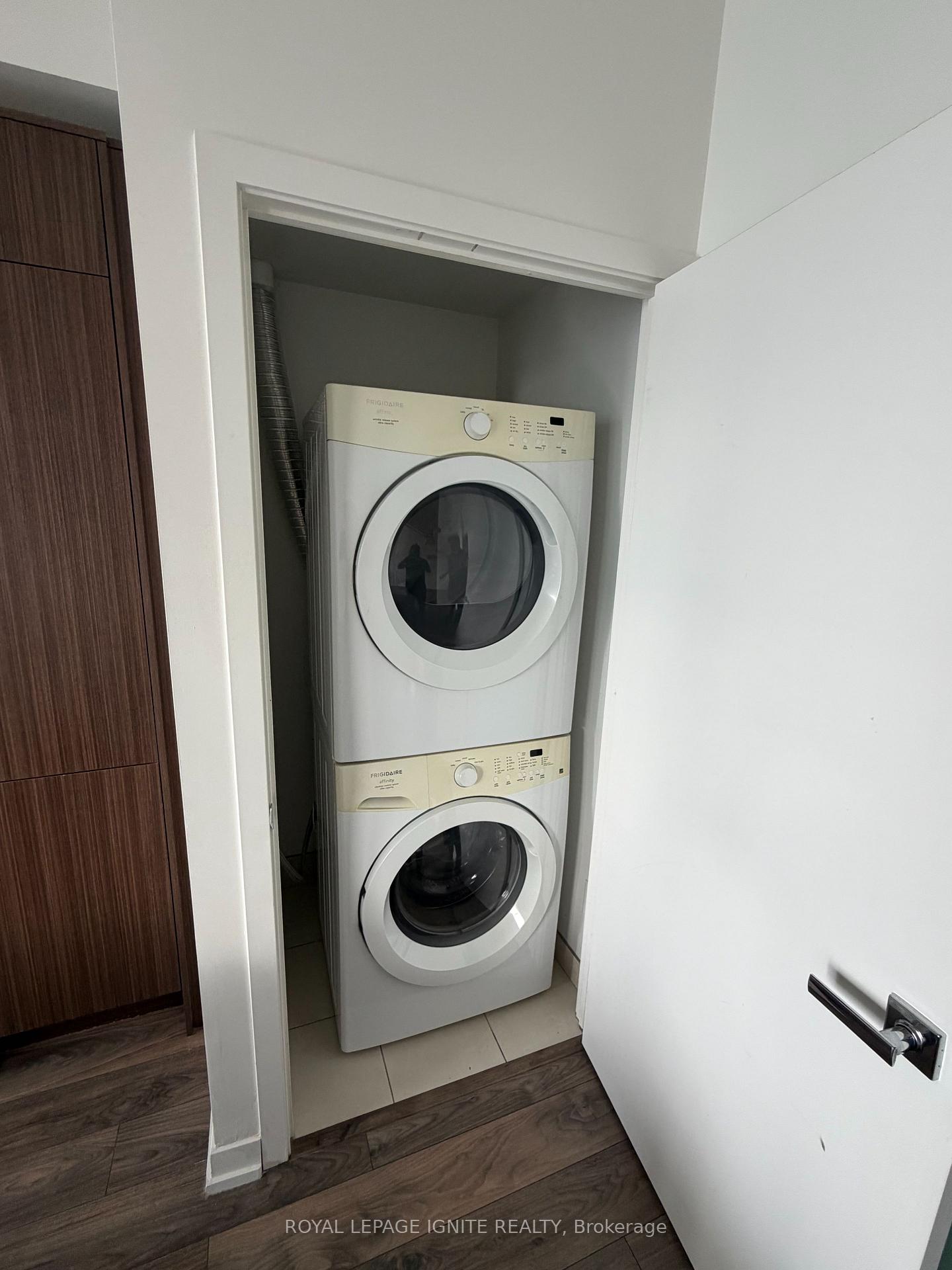 Photo 11 of Unit 2905, 21 Widmer Street, Toronto, Waterfront Communities — HOMEH