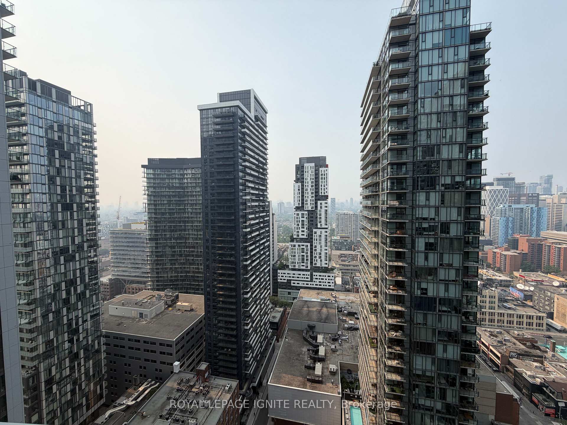 Photo 17 of Unit 2905, 21 Widmer Street, Toronto, Waterfront Communities — HOMEH