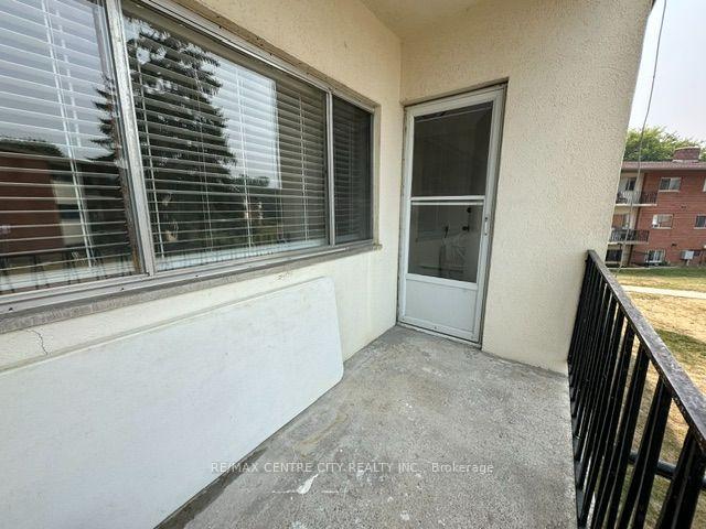 Photo 14 of Unit 208, 1172 Hamilton Road, London, East O — HOMEH