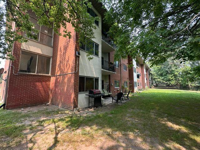 Photo 17 of Unit 208, 1172 Hamilton Road, London, East O — HOMEH