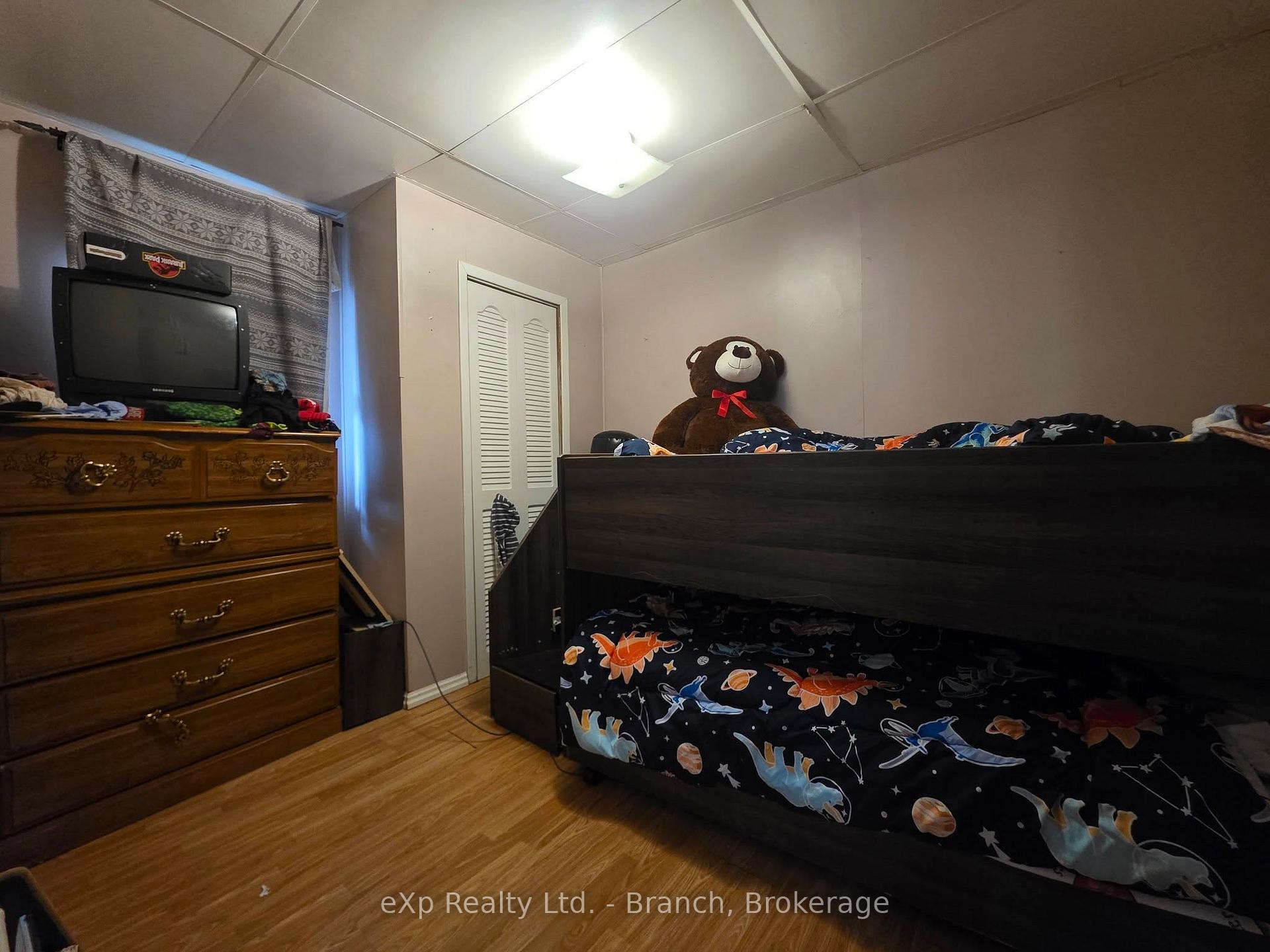 Photo 17 of 30 Rowan Avenue, Kirkland Lake — HOMEH